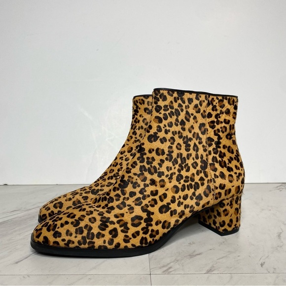 New! Via Spiga Vinson Cheetah Print Cow Fur Bootie 6M - Picture 15 of 15